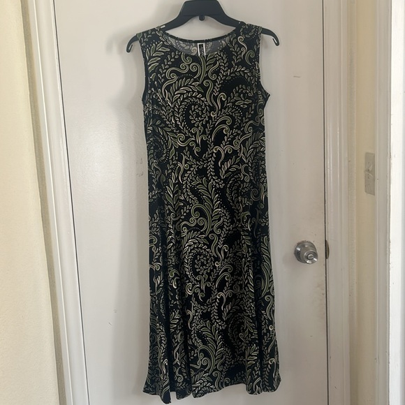 Julian Taylor New York Dress - Picture 8 of 16